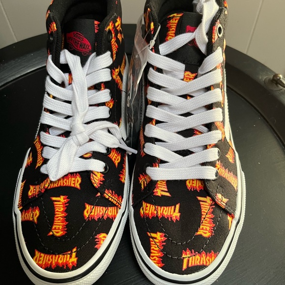 Vans Black High-Tops with Thrasher Flame Design - Picture 1 of 5
